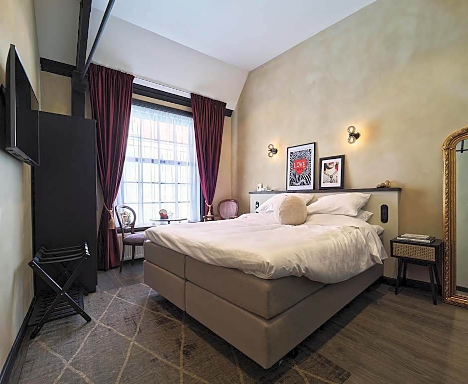 Boutique Hotel & Restaurant Frenchie