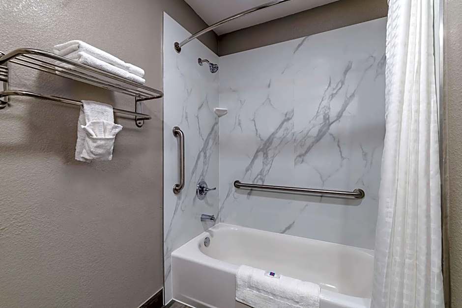 Studio 6 Suites Brenham, TX