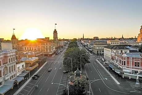 Blissful Ballarat 2BR Holiday Haven