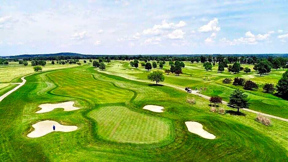 Crown Pointe Lodge; BW Signature Collection