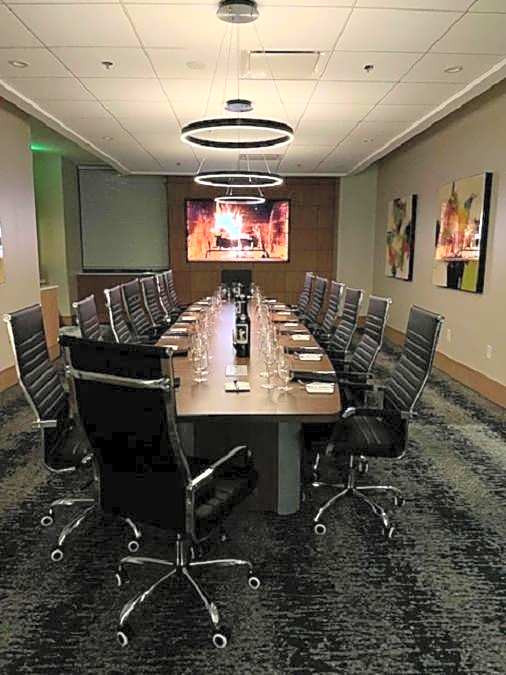 The Strathallan - A DoubleTree By Hilton