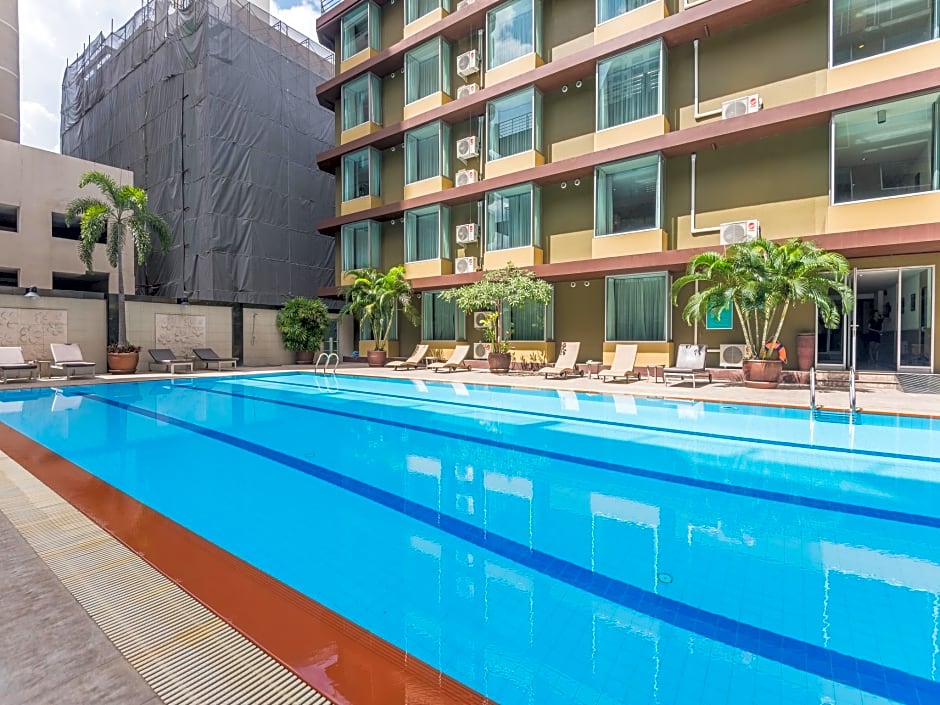 Dynasty Grande Hotel