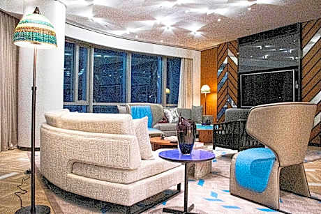 Executive lounge access, 1 Bedroom Presidential Suite, 1 King, City view