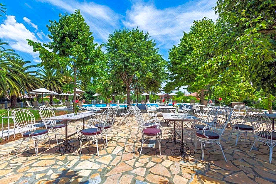 Silver Bay Hotel