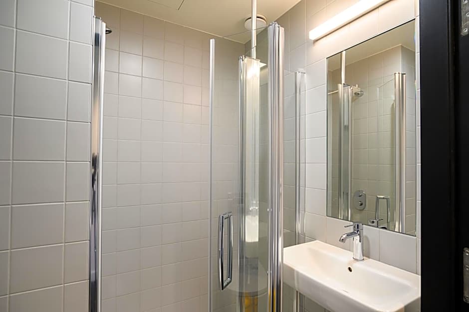 The People - Paris Marais