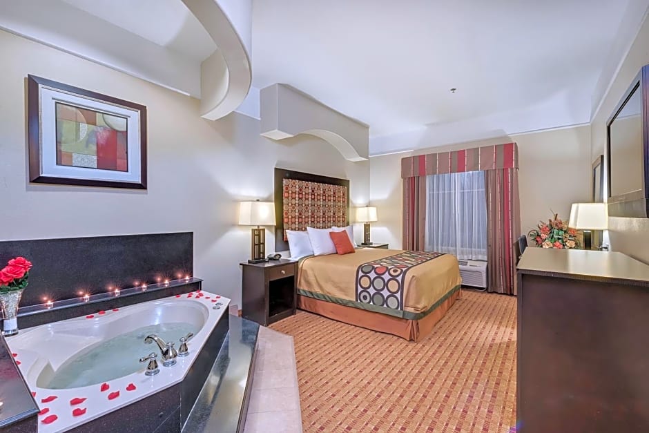 Super 8 by Wyndham Hidalgo/McAllen Area