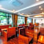 Sisombat Plaza Hotel