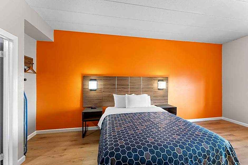 Econo Lodge Cranston - Providence