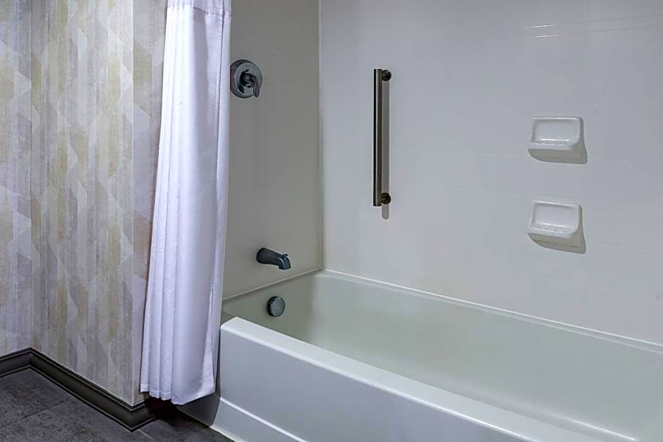 Hampton Inn & Suites by Hilton Cranberry Pittsburgh