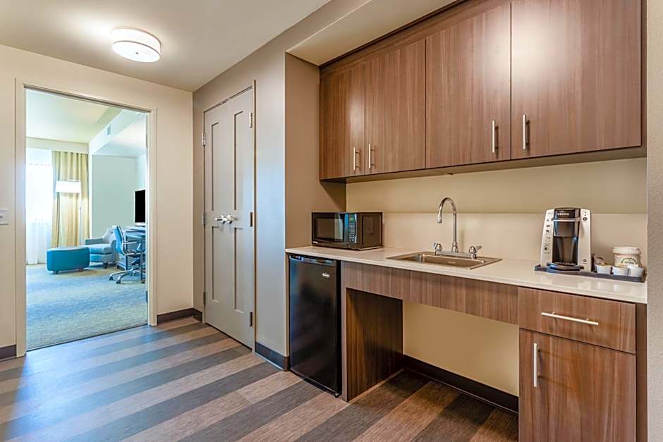 Holiday Inn & Suites Cedar Falls-Waterloo Event Ctr By IHG
