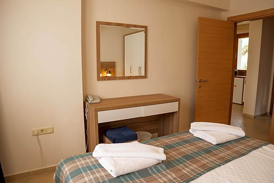 Perdikia Hill Hotel And Villas