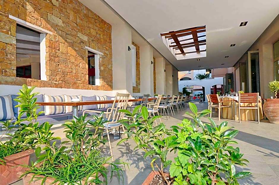 Hotel Evilion Sea And Sun