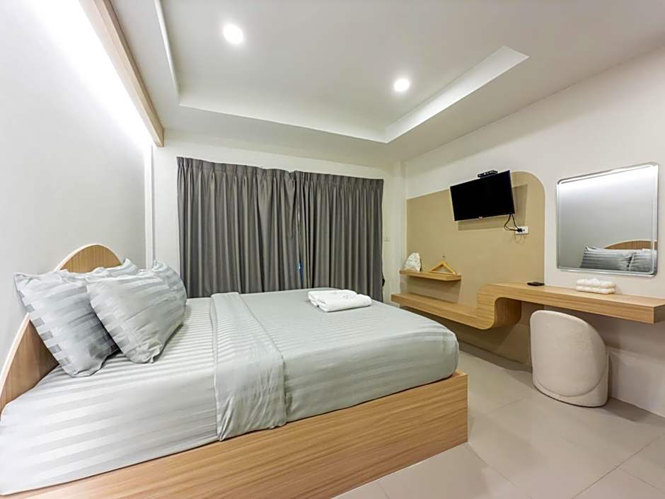 The Seathru Koh Larn