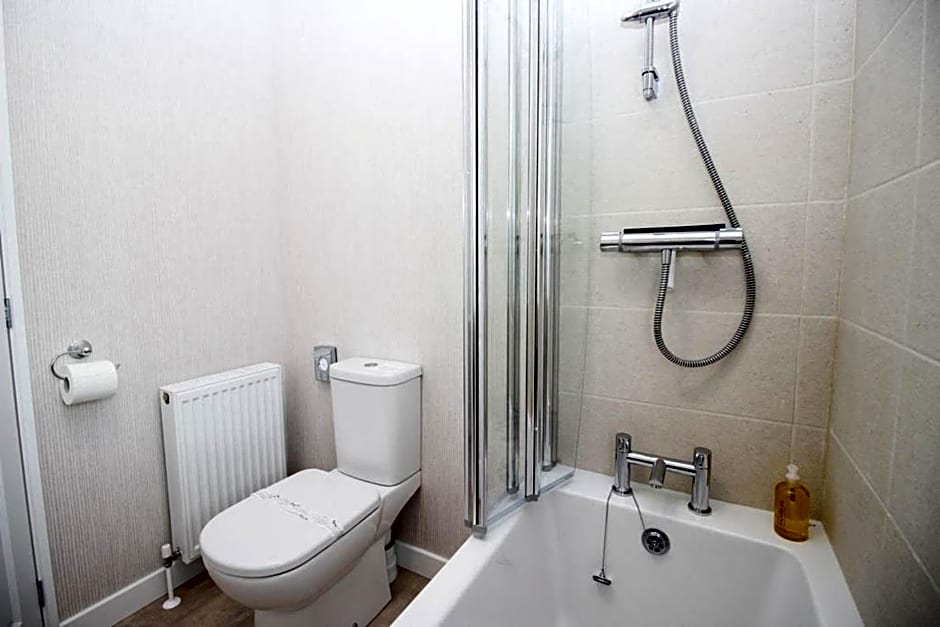 Hollicarrs - Long Lane Lodge