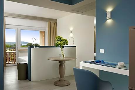 Suite with Balcony