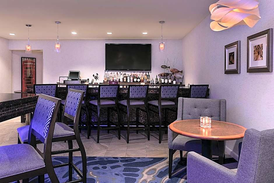 DoubleTree by Hilton Cape Cod - Hyannis