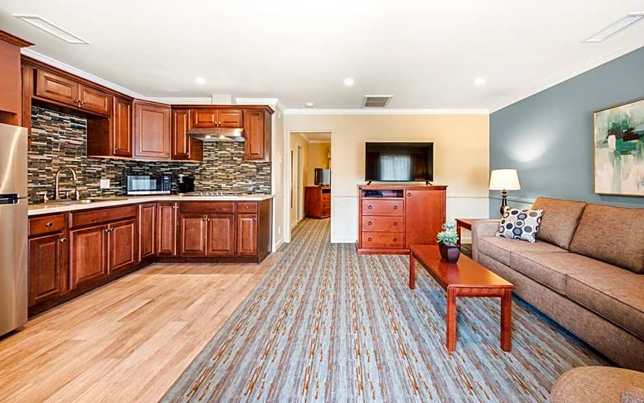 Brisas Del Mar Inn at the Beach