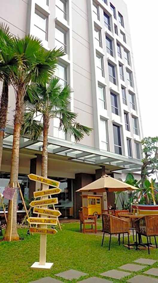 Soll Marina Hotel Serpong