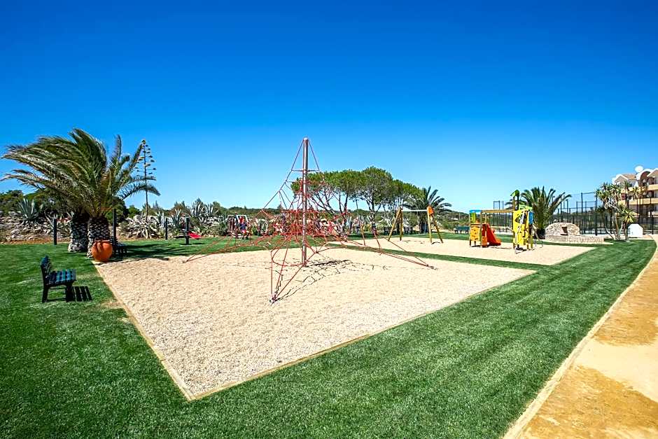 NAU Salema Beach Village