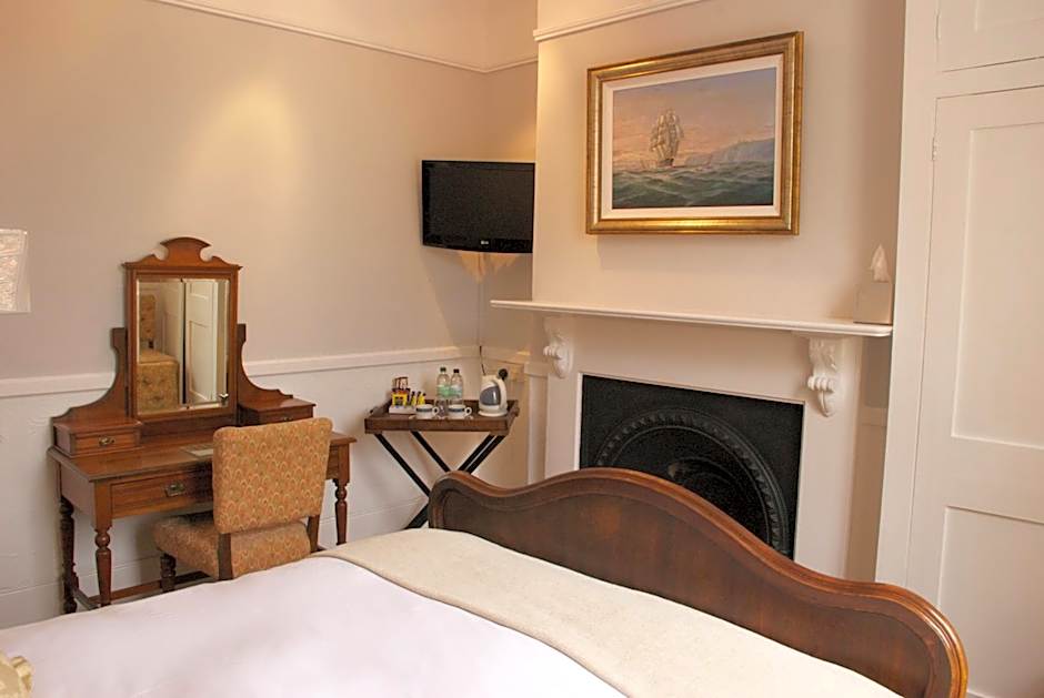 Chantry Hotel