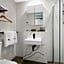 The Hamptons Apartments - St Kilda