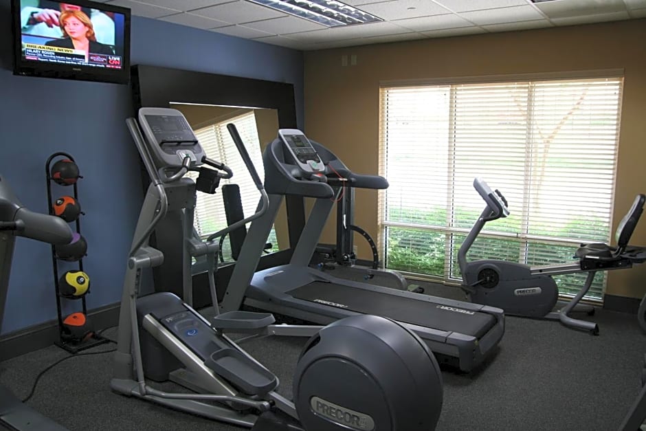 Hampton Inn & Suites Memphis East