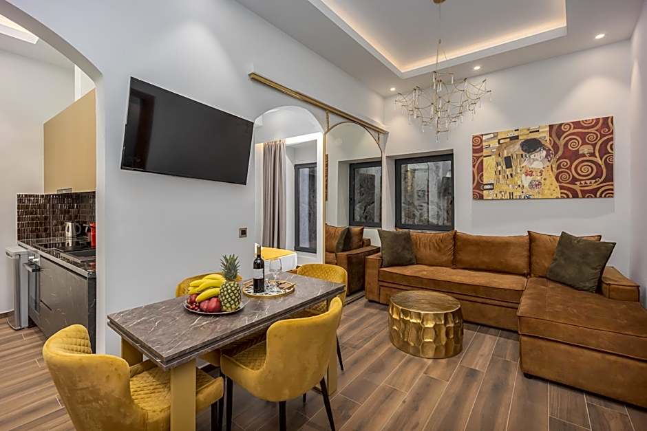 Royal Gold City Suites by Omilos Hotels