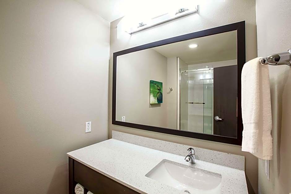 La Quinta Inn & Suites by Wyndham Tulsa Broken Arrow