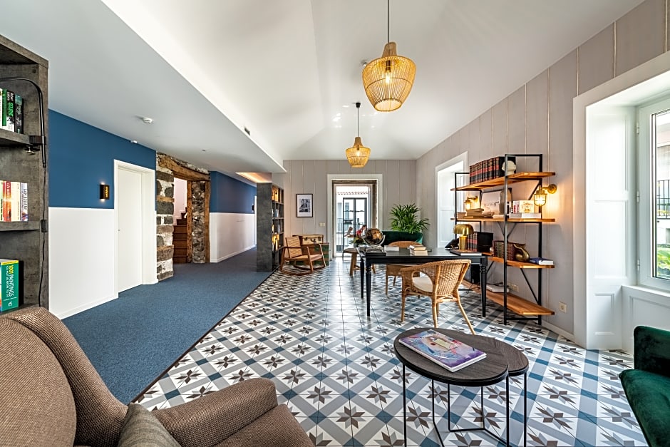 Pestana Fisherman Village