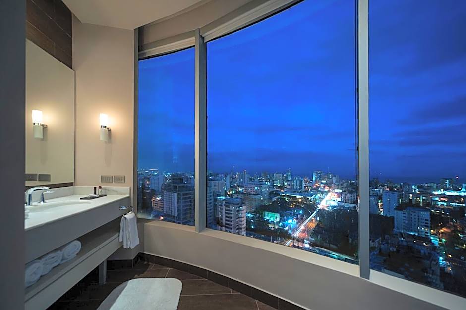 Embassy Suites By Hilton Santo Domingo