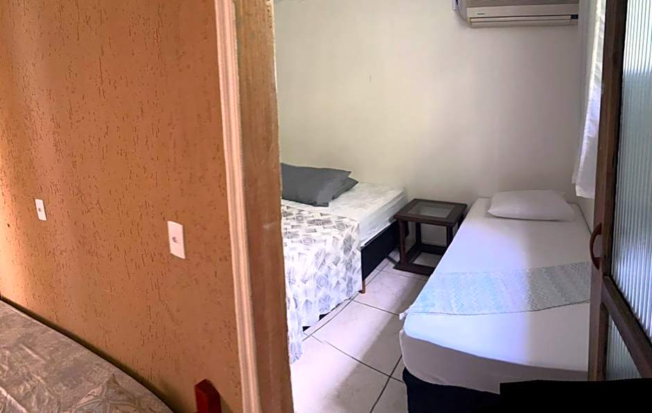 Recanto Pousada JU&JU com piscina COMPARTILHADA