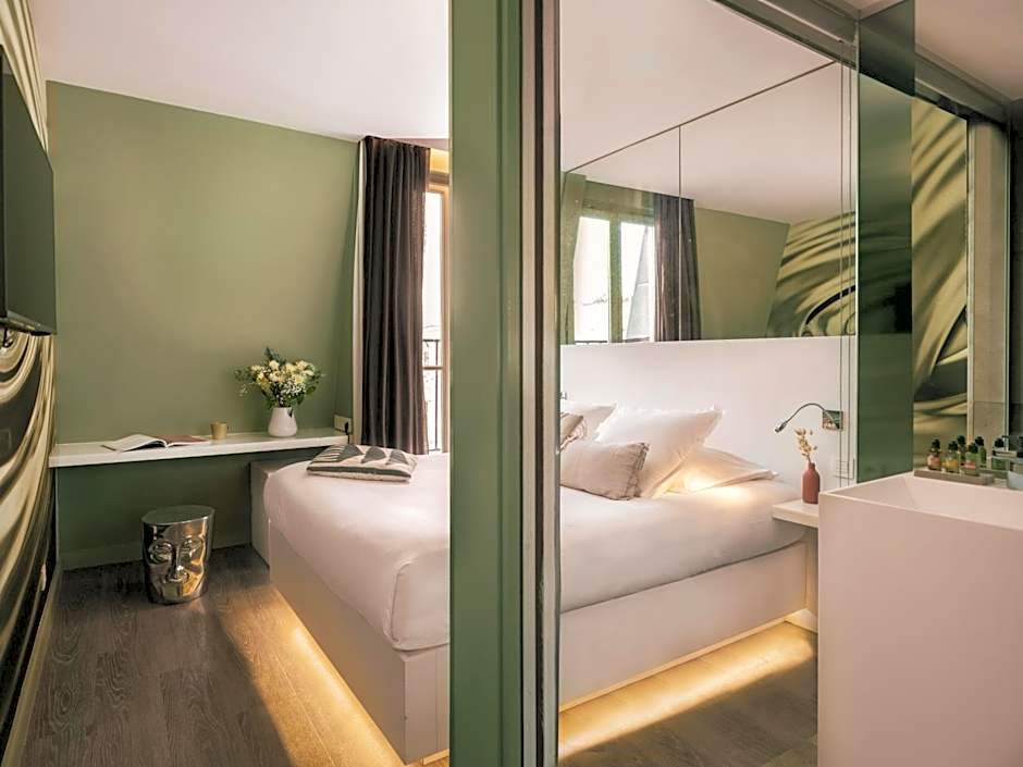 Legend Hôtel Paris