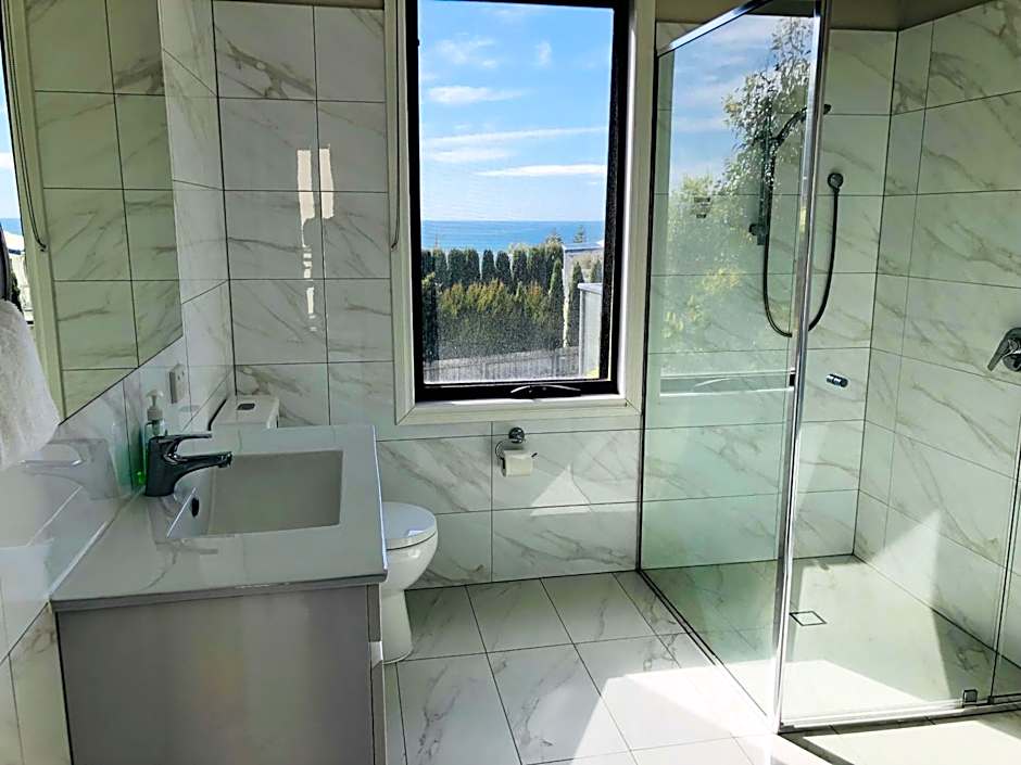 Apollo Bay Seal Apartments