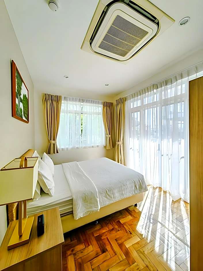 Awesome Hotel