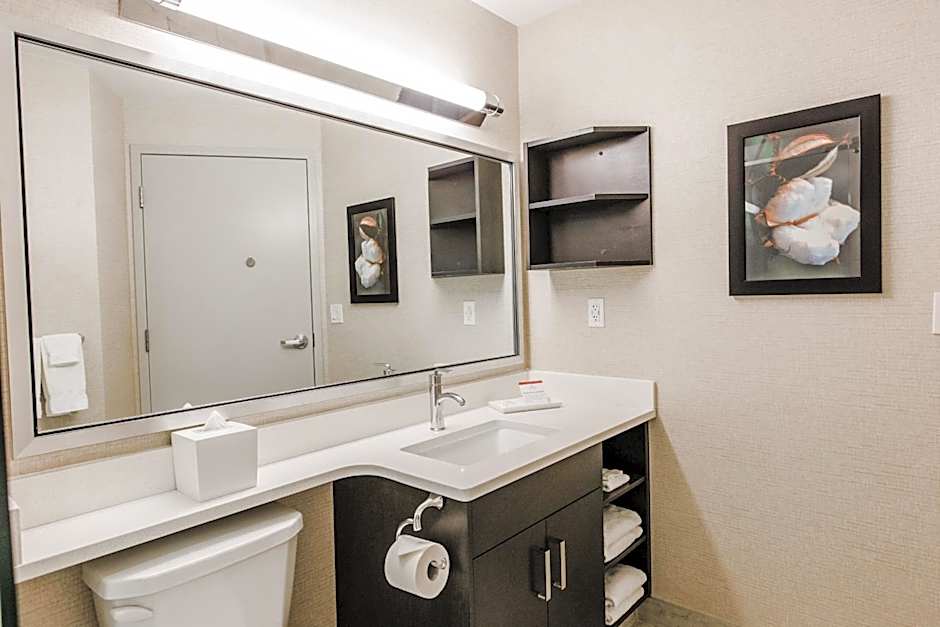 Candlewood Suites West Edmonton - Mall Area By IHG