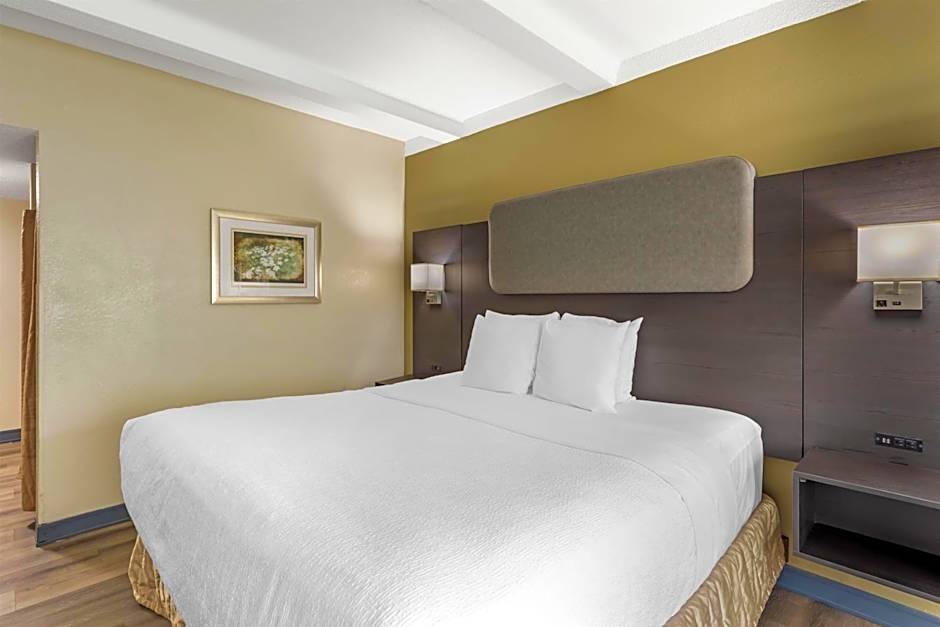 Best Western Plus Madison-Huntsville