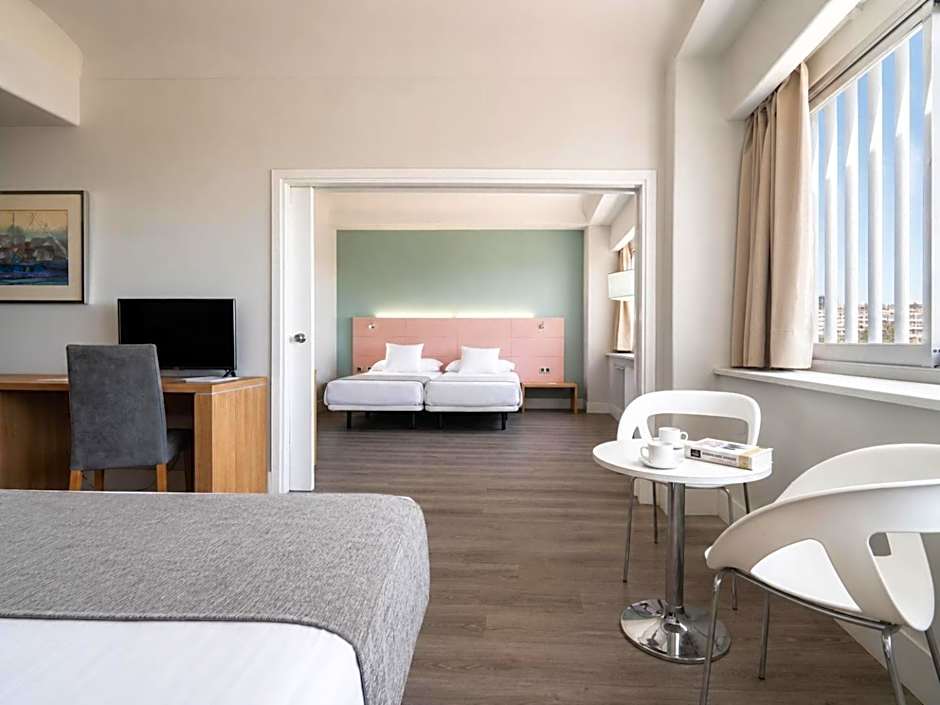 Hotel Chamartin The One