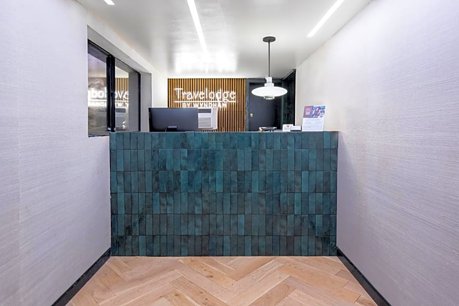 Travelodge by Wyndham Parker