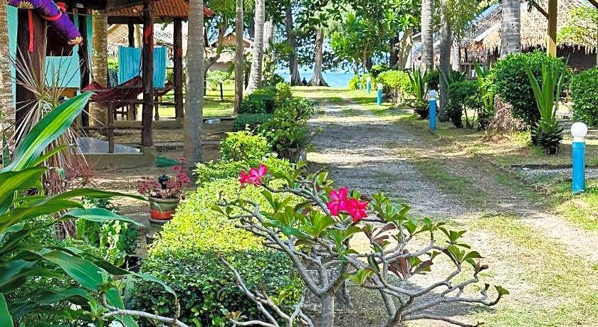 Lanta L.D. Beach Bungalows