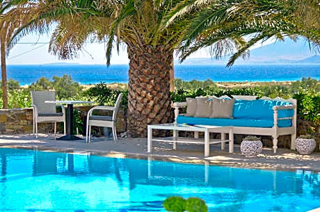 Dilino Hotel Studios