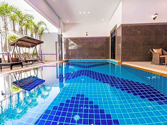 Top Pool Villa Pattaya
