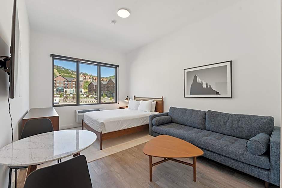 Pioche Village Park City