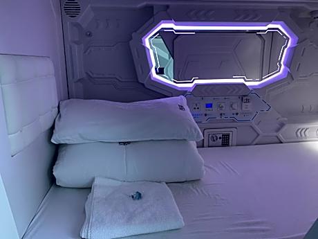 4 Mixed Capsule Bed