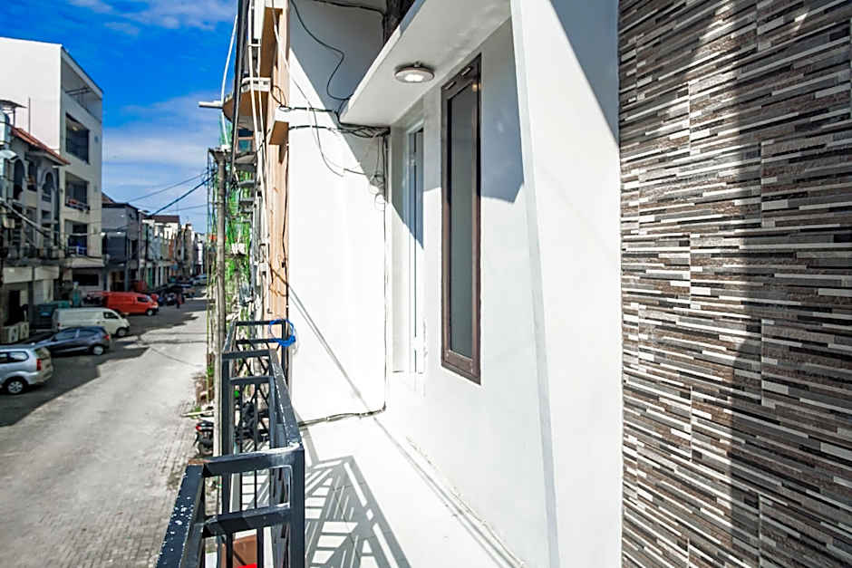 RedDoorz near Taman Bekapai 3 Balikpapan