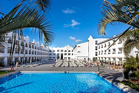 Mac Puerto Marina Benalmadena Hotel