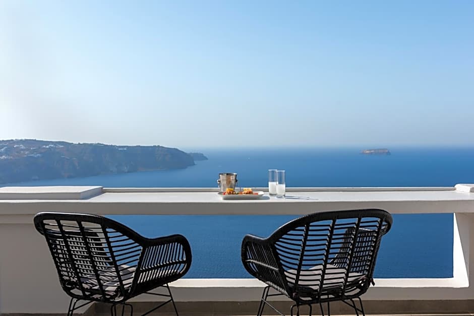 Athermi Suites - Adults Only