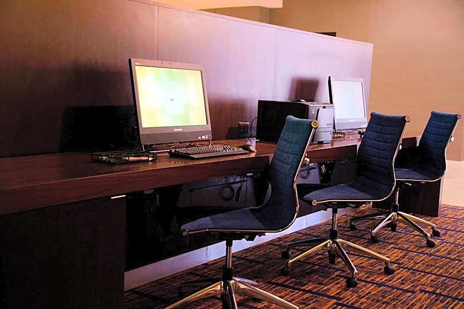 Courtyard by Marriott Waterbury Downtown