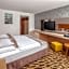 Lotus Therme Hotel & Spa