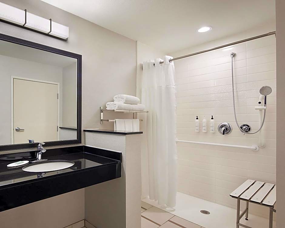 Fairfield Inn & Suites by Marriott El Paso Airport