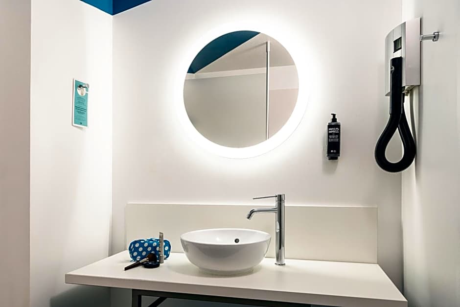 ibis Styles Toulon Centre Port